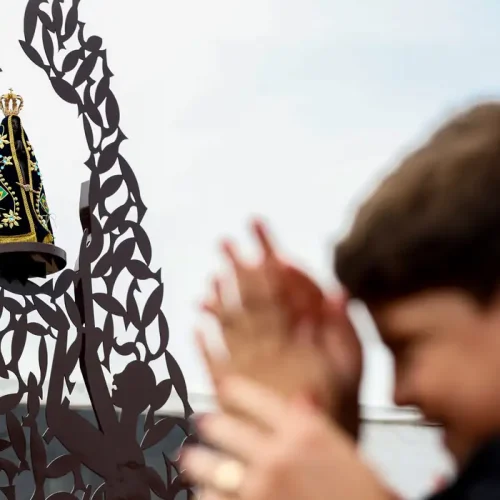 Entenda como Nossa Senhora Aparecida se tornou padroeira do Brasil