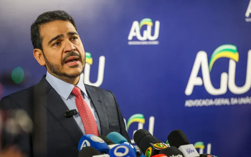 Presidência da República oficializa indicação de Jorge Messias ao STF