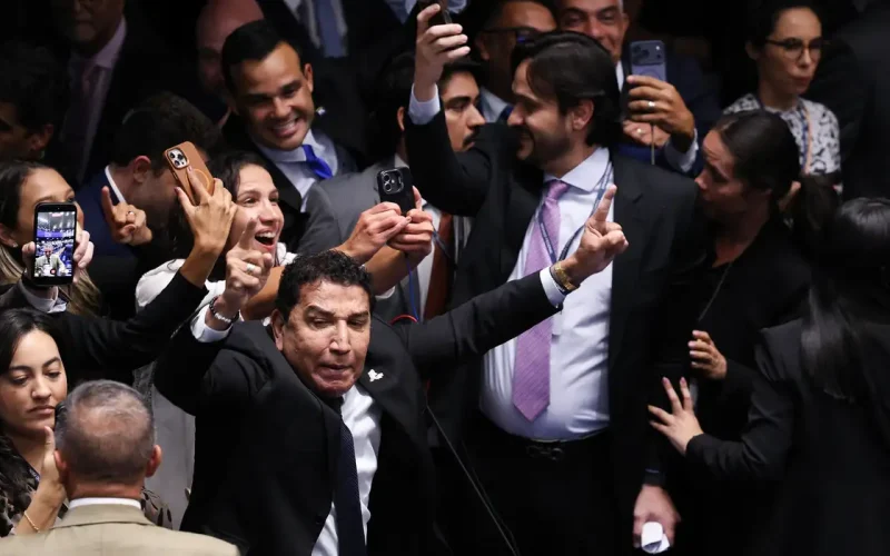 Senado rejeita indicação de Messias para o STF