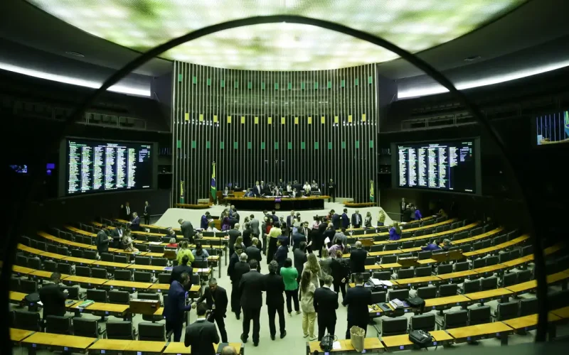 Entenda os próximos passos do projeto para reduzir a maioridade penal