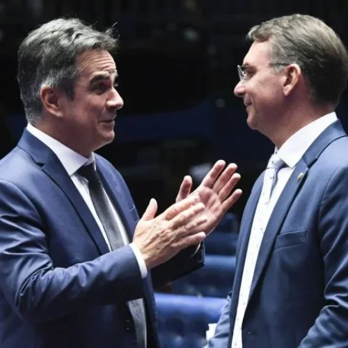 PP e União Brasil anunciam apoio a Flávio Bolsonaro no segundo turno