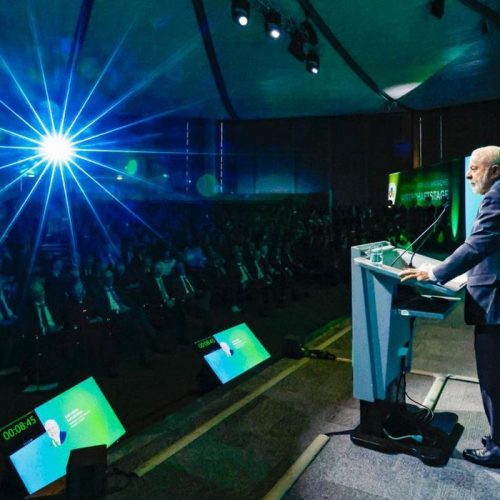 Lula: é preciso “dar logo” Nobel da Paz à Trump para encerrar guerras