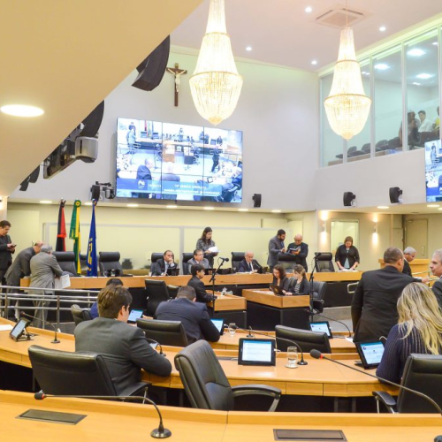 Justiça proíbe uso da bíblia e atos religiosos durante sessões da ALPB