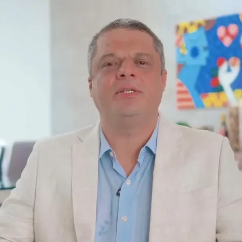 ‘Não cometi nenhum ato ilegal’, diz prefeito afastado de Cabedelo após operação que investiga elo com facção criminosa