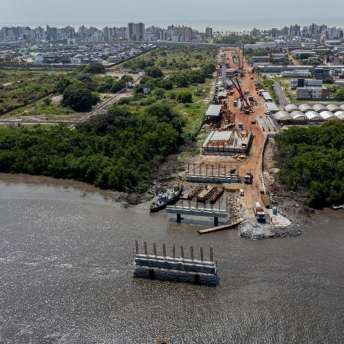 Trecho da obra da Ponte do Futuro é embargado após fiscalização