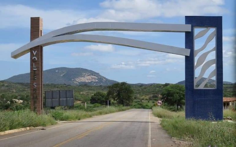 Governo do Estado destaca andamento de projetos asfálticos em Caraúbas e em municípios do Cariri