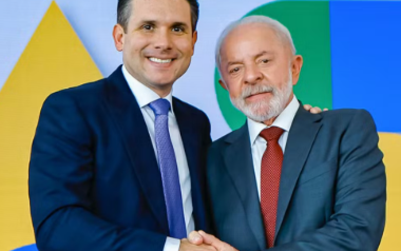 Na Paraíba, Hugo Motta declara apoio à reeleição de Lula