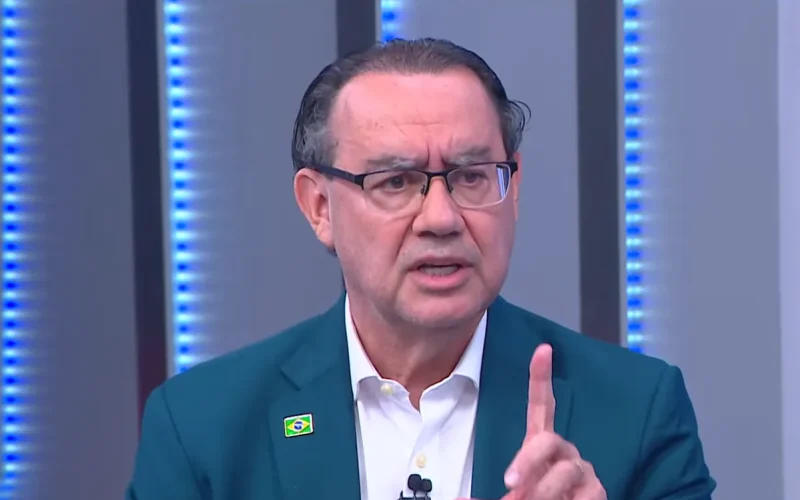 Cury atribui estagnação à dificuldade em “furar a bolha” e estabelece metas