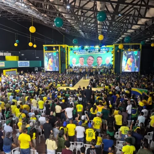 Com Flávio Bolsonaro, Efraim é oficializado no PL para disputa ao governo da Paraíba