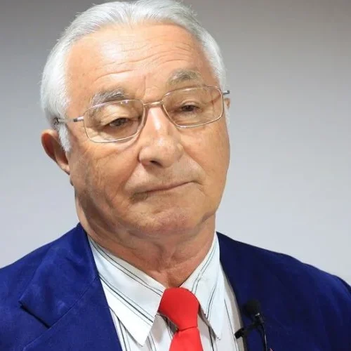 Frei Anastácio defende apoio do PT a Lucas Ribeiro e revela voto em Nabor Wanderley para o Senado