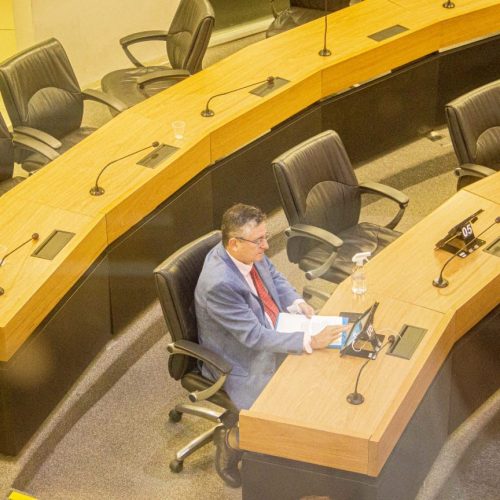 Dr. Romualdo cobra transparência na PPP do esgoto e defende coragem do governo para enfrentar crise da água na Paraíba