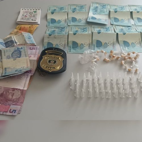 Polícia Civil apreende drogas durante operação de combate ao tráfico em Caraúbas
