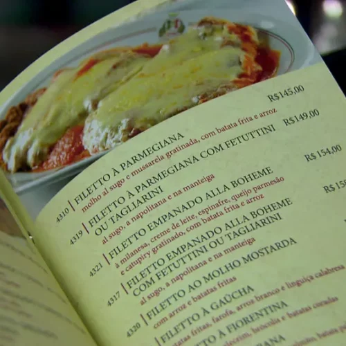 Cardápios em pictogramas passam a ser obrigatórios para estabelecimentos que vendem alimentos e bebidas a pessoas com TEA, na Paraíba
