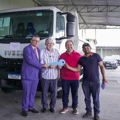 Luiz Couto entrega equipamentos fruto de audiência pública histórica articulada por Dr. Romualdo