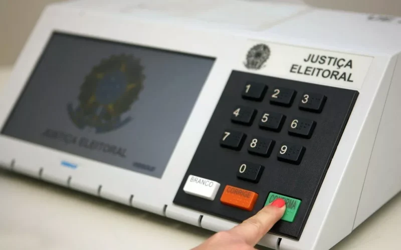 Período de restrições eleitorais começa neste sábado; veja as proibições para políticos