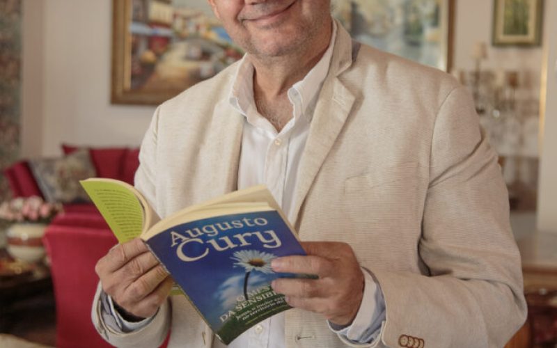 Augusto Cury dispara nas buscas do Google, mas aparece com apenas 2% nas pesquisas eleitorais