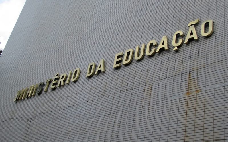 Faculdades da Paraíba são penalizadas por baixo desempenho no Enamed