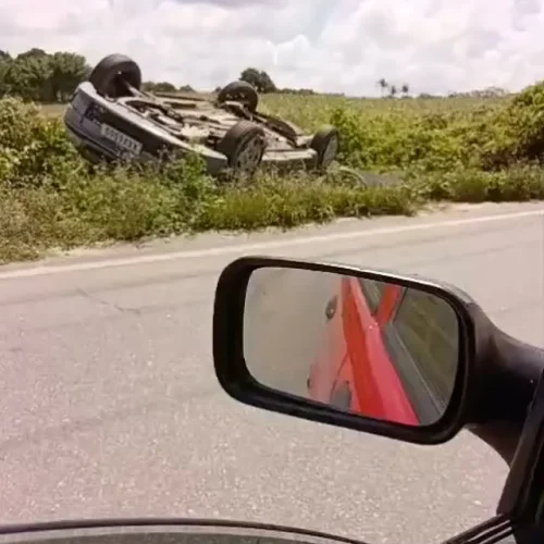 Menina de 10 anos morre após acidente com dois carros na PB-115, no Agreste