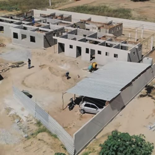 Prefeito Nerivan Gari acompanha obras de creche e anuncia nova unidade de educação infantil em Caraúbas