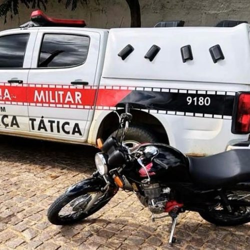 Polícia Militar conduz menor por direção perigosa e desobediência em Monteiro