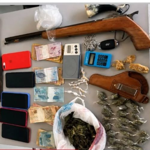 Polícia Militar prende grupo suspeito de roubos, tráfico e homicídio no Cariri e recupera veículo roubado