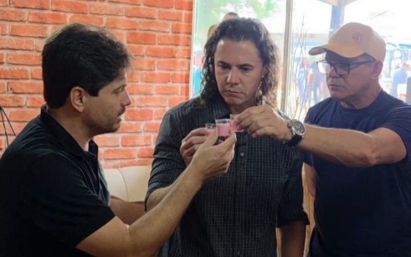 Após mobilização na Festa do Bode Rei, governo mantém cota de 35 litros de leite para produtores
