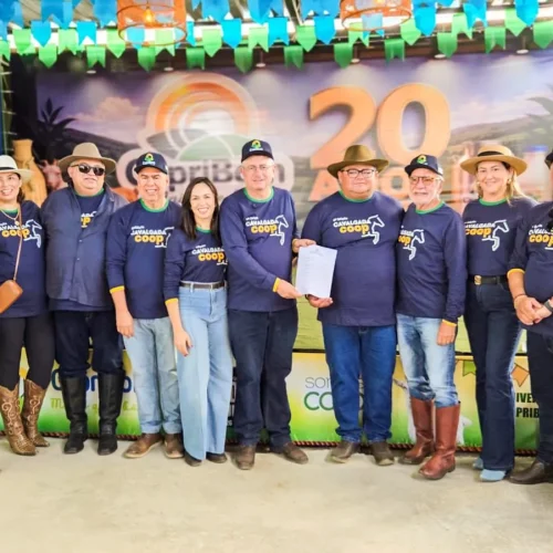 Dr. Romualdo entrega R$ 170 mil para entidades produtivas em Monteiro e São Domingos do Cariri