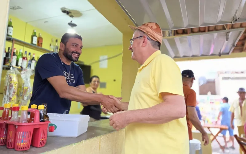 Deputado Dr. Romualdo anuncia R$ 300 mil para Camalaú