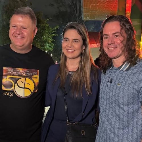 Veneziano recebe apoio da vereadora Carol Gomes e do ex-prefeito André Gomes