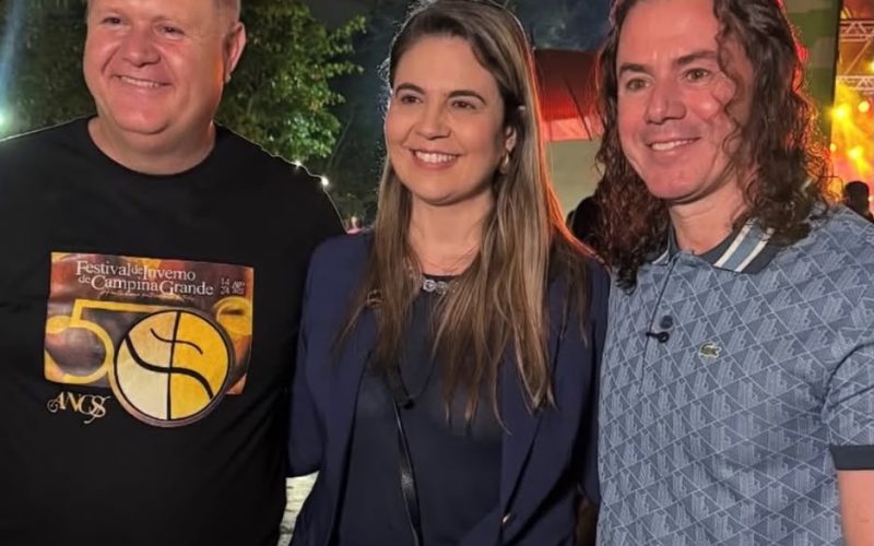 Veneziano recebe apoio da vereadora Carol Gomes e do ex-prefeito André Gomes