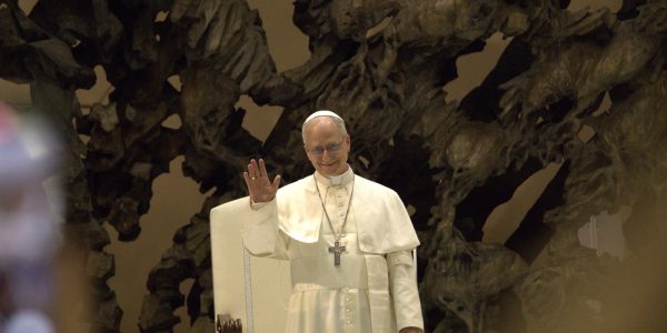 Papa Leão diz que extrema direita não é expressão autêntica do cristianismo