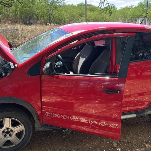 NO CARIRI: Polícia Militar recupera veículo roubado, prende suspeitos e apreende arma de fogo