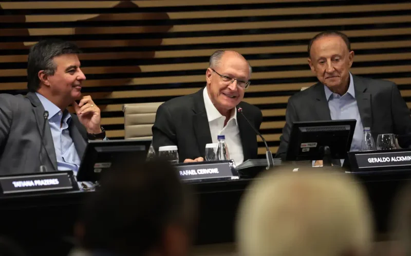 Alckmin diz que redução da jornada de trabalho é tendência mundial