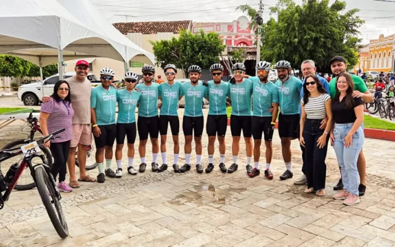 Prefeitura do Congo entrega uniformes à equipe Congo Racing e reforça incentivo ao mountain bike no município