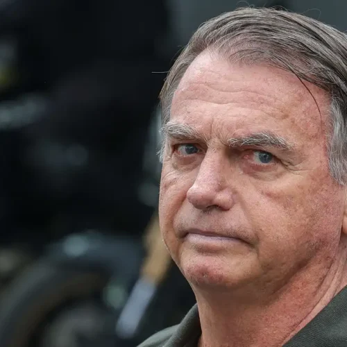 PGR defende que Bolsonaro seja mantido em prisão domiciliar