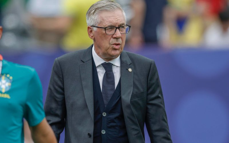 Ancelotti lamenta eliminação e já projeta novo ciclo: “Não é o fim”