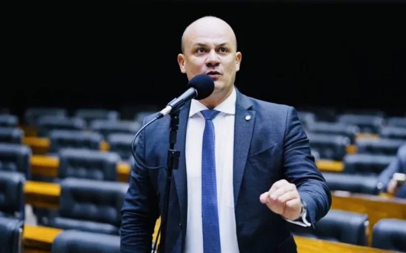 Cabo Gilberto diz não temer disputa com Ricardo Coutinho e prevê crescimento da direita na Paraíba