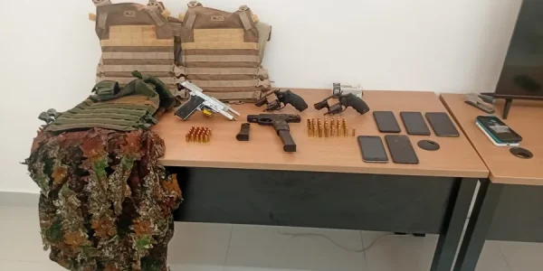 Morrem dois suspeitos baleados em troca de tiros com a PM, no Litoral Norte da PB