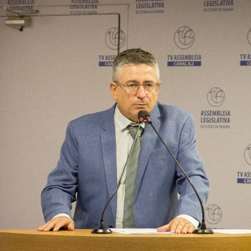 ELEIÇÕES 2026: Dr. Romualdo avança tratativas e pode reforçar projeto de Lucas Ribeiro