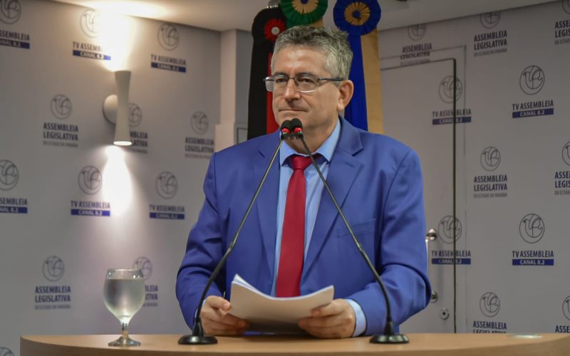 Assembleia aprova projeto de Dr. Romualdo que obriga farmácias a revelarem descontos em medicamentos