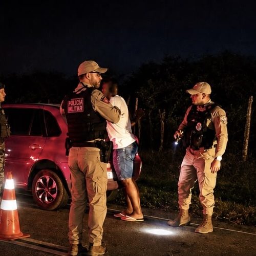Polícia prende acusado de tentativa de feminicídio na zona rural de Cabaceiras