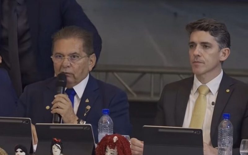 Galdino avisa a deputados que faltosos terão salários cortados