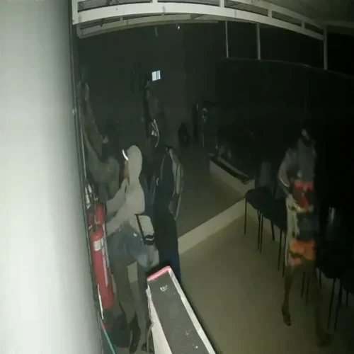 Grupo criminoso invade clube de tiro e furta armas, na Paraíba