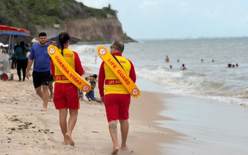 Bombeiros encerram Operação Carnaval 2026 sem registro de mortes por afogamento na Paraíba