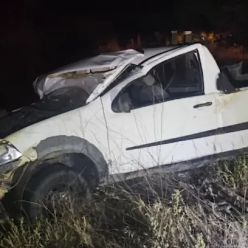 Homem morre e uma pessoa fica ferida em acidente de carro, no Cariri