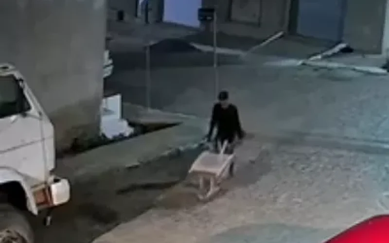 Homem com mandado de prisão em aberto é localizado durante investigação de furto em Barra de São Miguel
