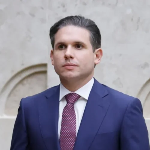 Hugo pediu a Vorcaro empréstimo do Master à empresa de cunhada, diz jornal