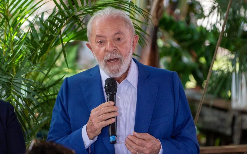 “Não podemos nos conformar com homens matando mulheres”, diz Lula