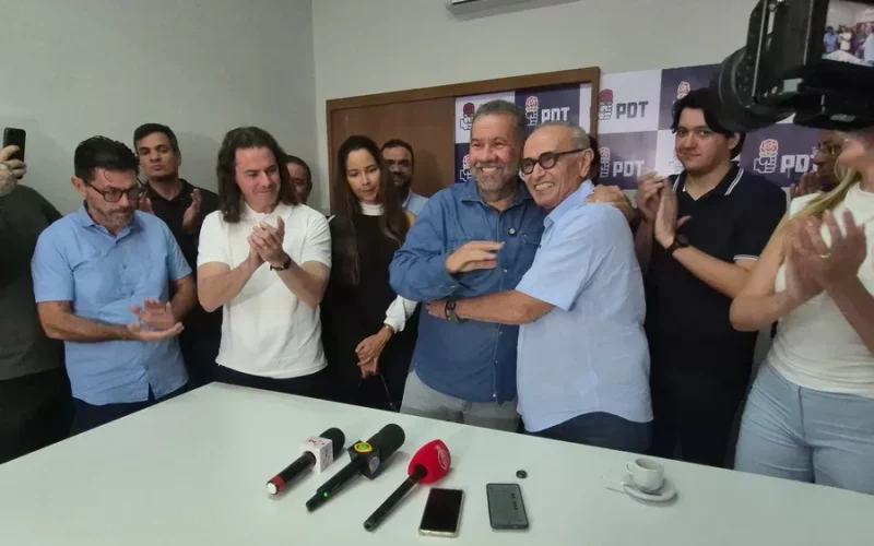 Lupi confirma apoio do PDT a Cícero e Veneziano e diz que Rafaella será mantida no partido