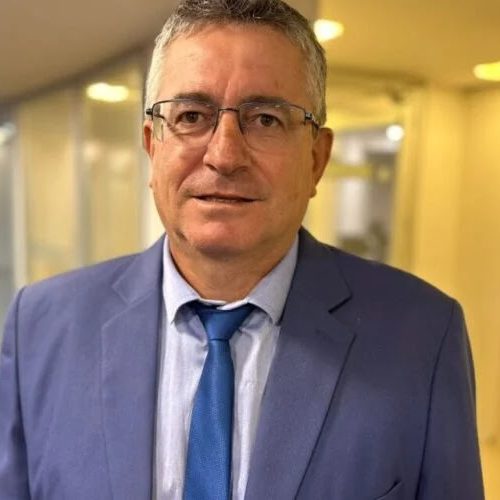 Após adesão à base governista, Dr. Romualdo confirma apoio a Lucas Ribeiro, mantém voto em Veneziano e avança diálogo com Nabor para o Senado